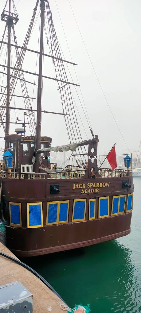 pirate boat marina agadir