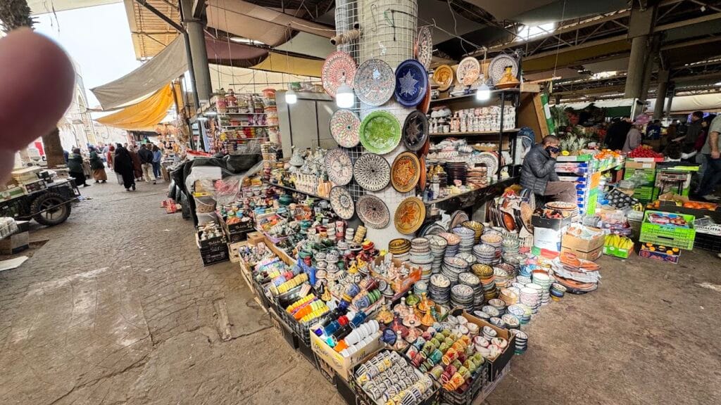 souk el had agadir traditional pottry